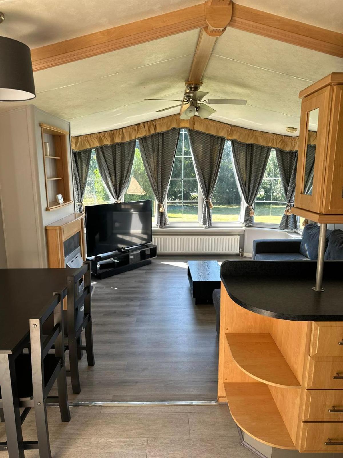 Ruxley Rooms Sidcup Extérieur photo