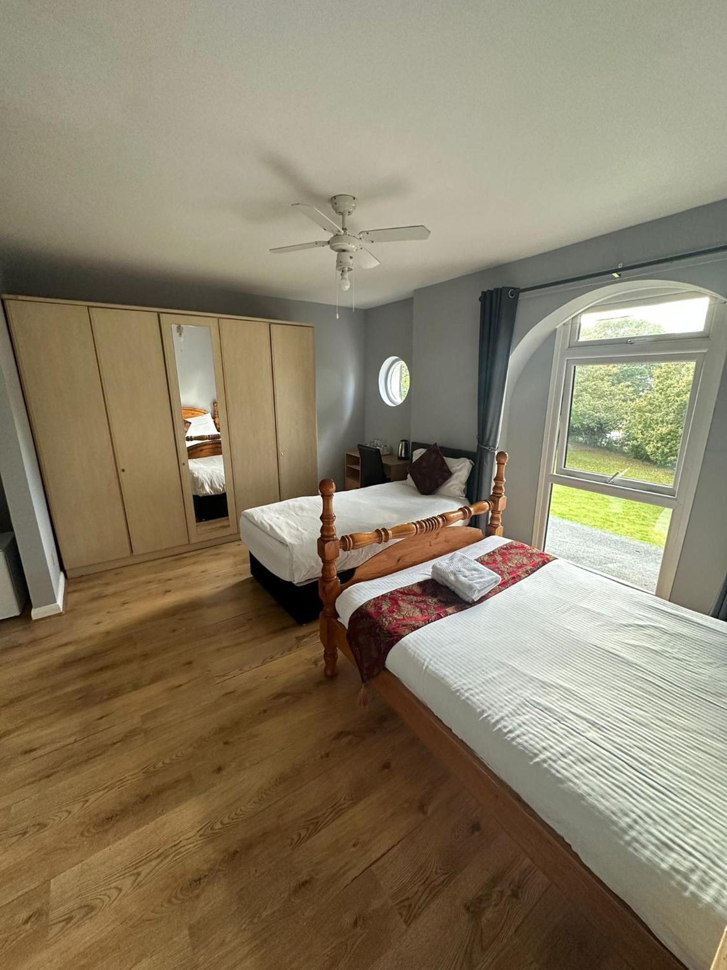 Ruxley Rooms Sidcup Extérieur photo