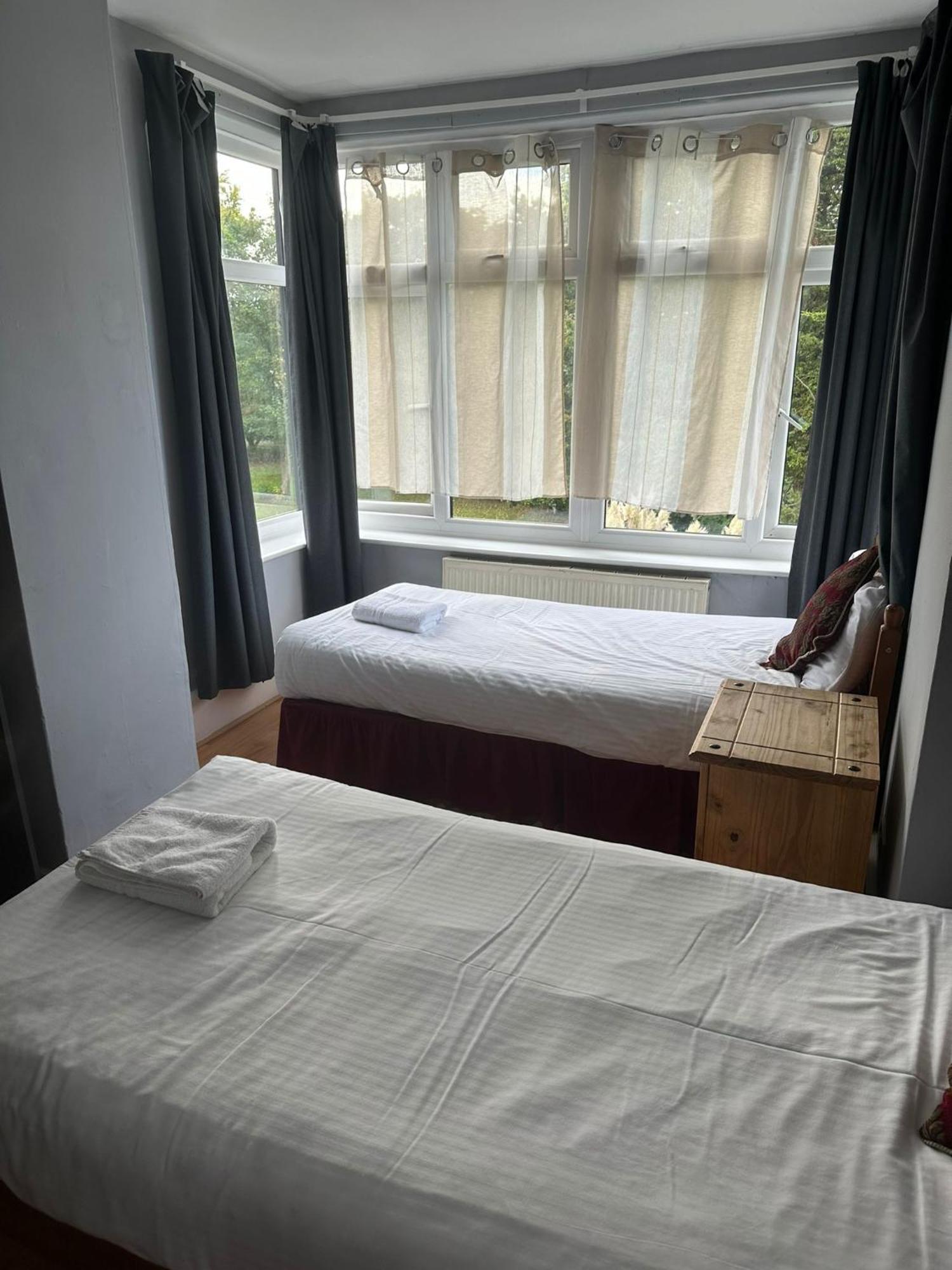 Ruxley Rooms Sidcup Extérieur photo